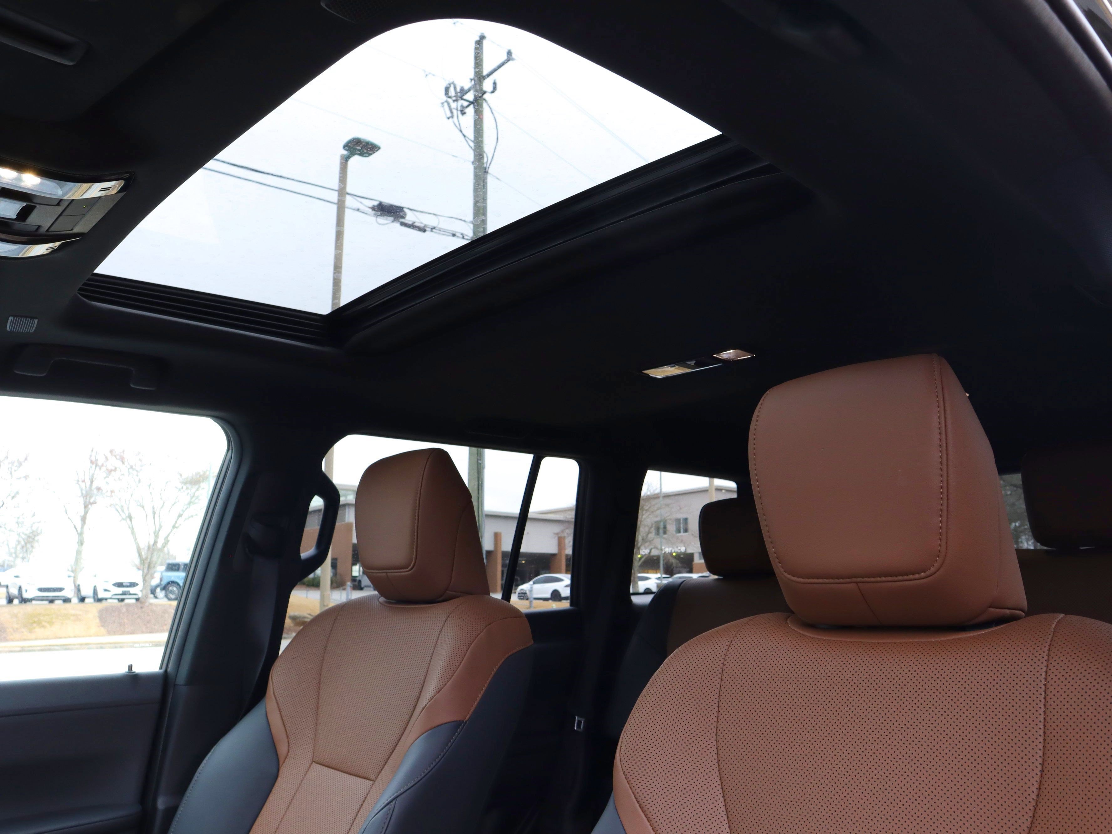 Used 2025 Lexus GX 550 GX 550 Premium+ w/ Accessory Package (Z1) image 7