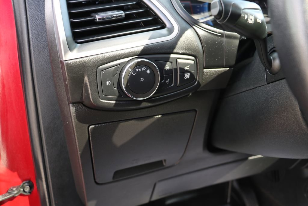 Used 2022 Ford Edge SEL w/ Convenience Package AWD/4WD image 9