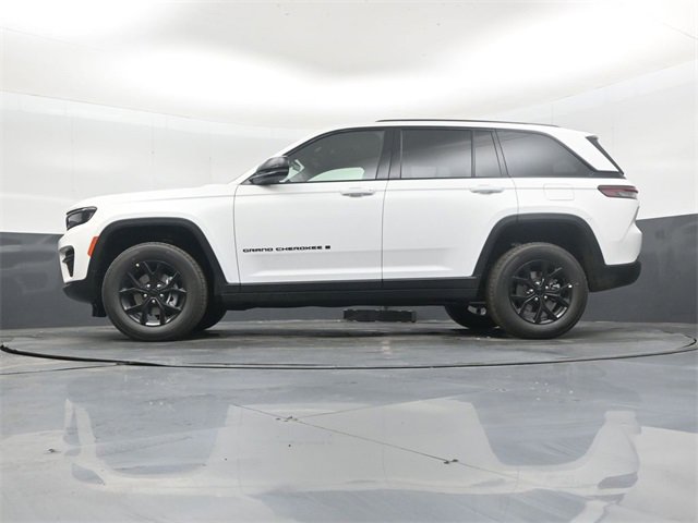 New 2025 Jeep Grand Cherokee Laredo image 43