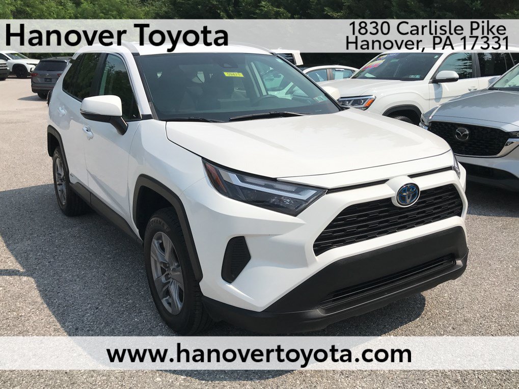 Used 2022 Toyota RAV4 XLE w/ Convenience Package