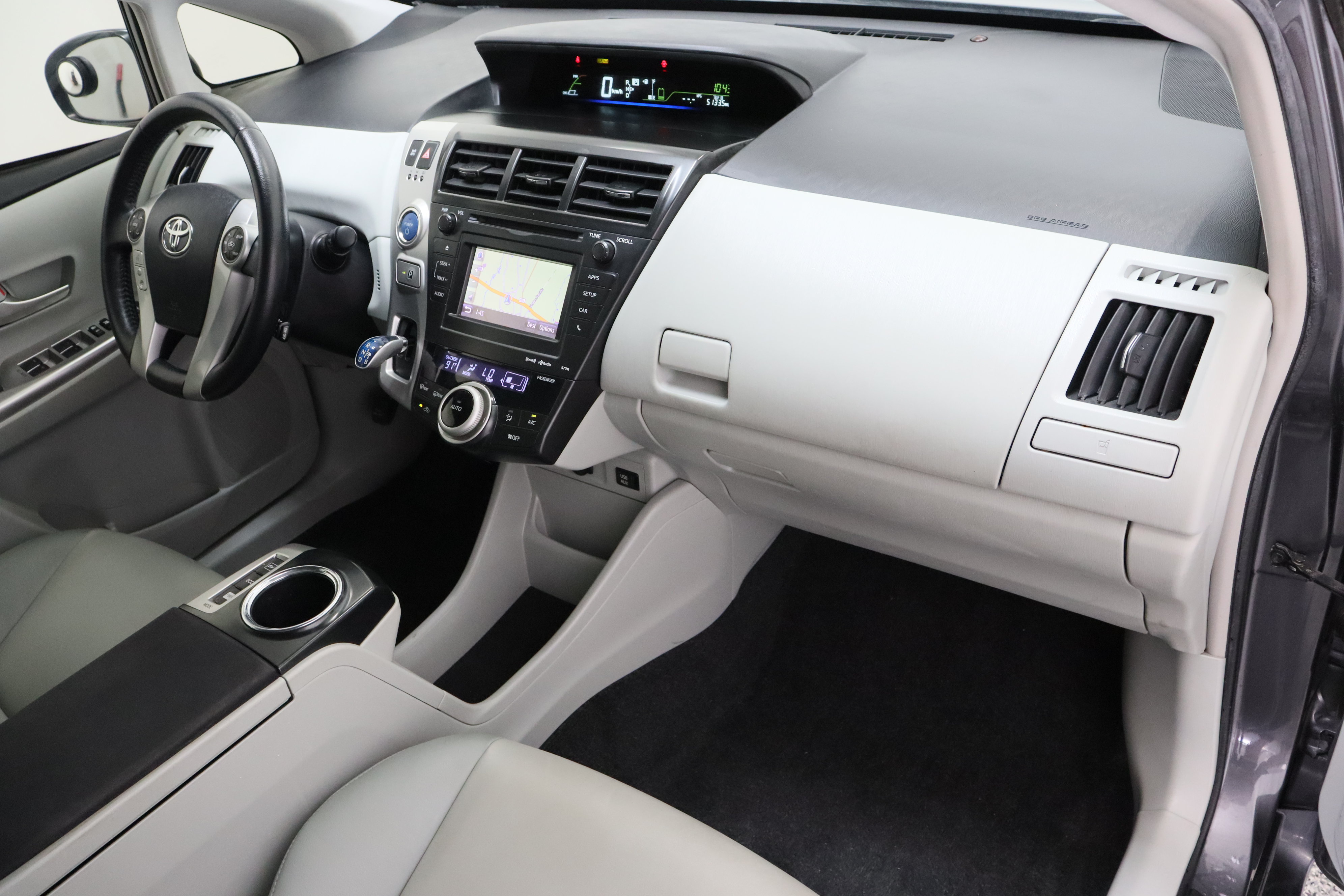 Used 2013 Toyota Prius V Five FWD image 35