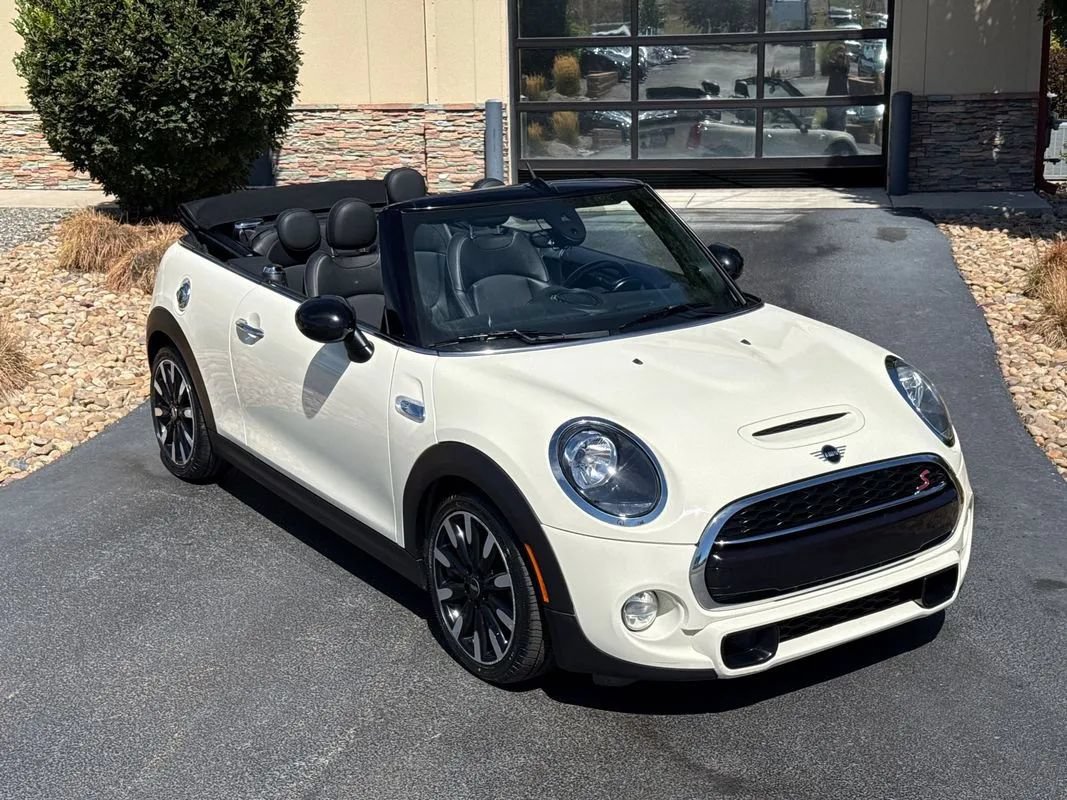 Used 2019 MINI Cooper S w/ Signature Upholstery Package FWD image 82