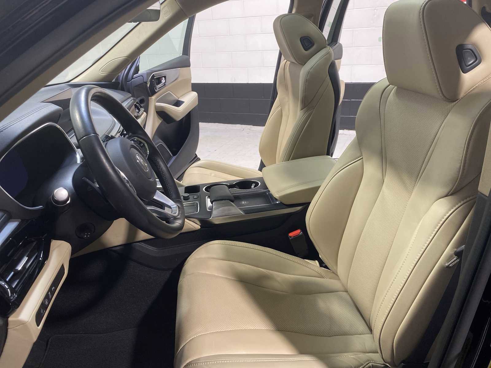 Certified 2023 Acura MDX SH-AWD w/ Technology Package image 11