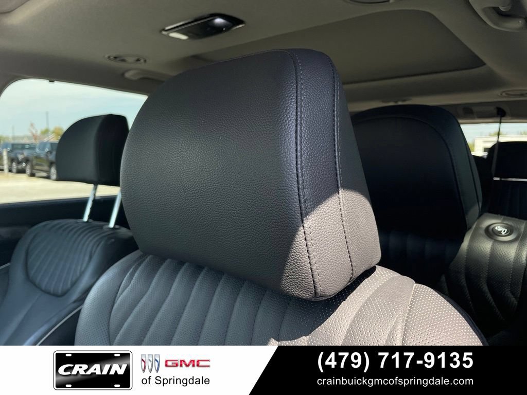 Used 2024 Hyundai Palisade Limited FWD image 21