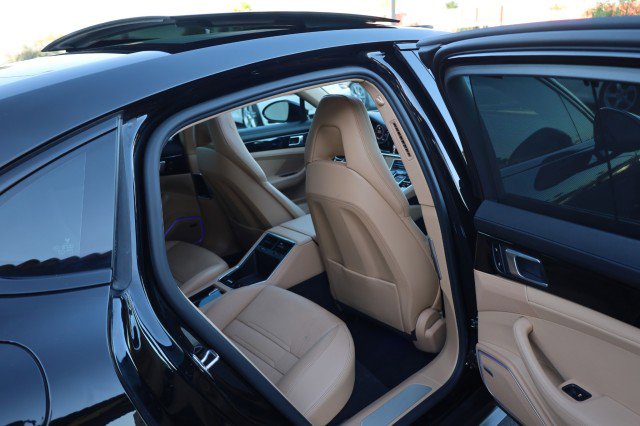 Used 2017 Porsche Panamera image 47