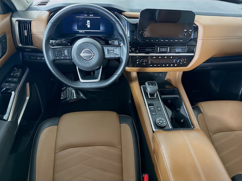 Certified 2025 Nissan Pathfinder Platinum AWD/4WD image 4
