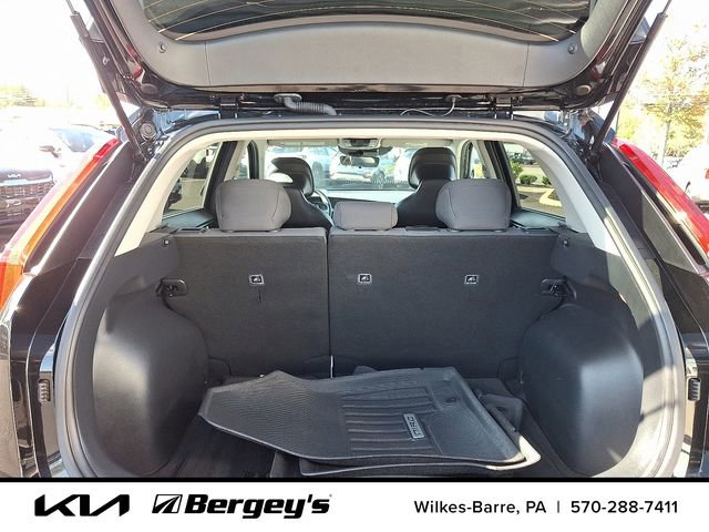 Certified 2025 Kia Niro LX image 29