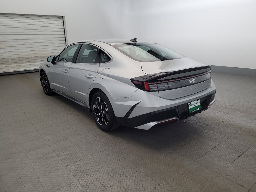 Used 2025 Hyundai Sonata SEL FWD image 5