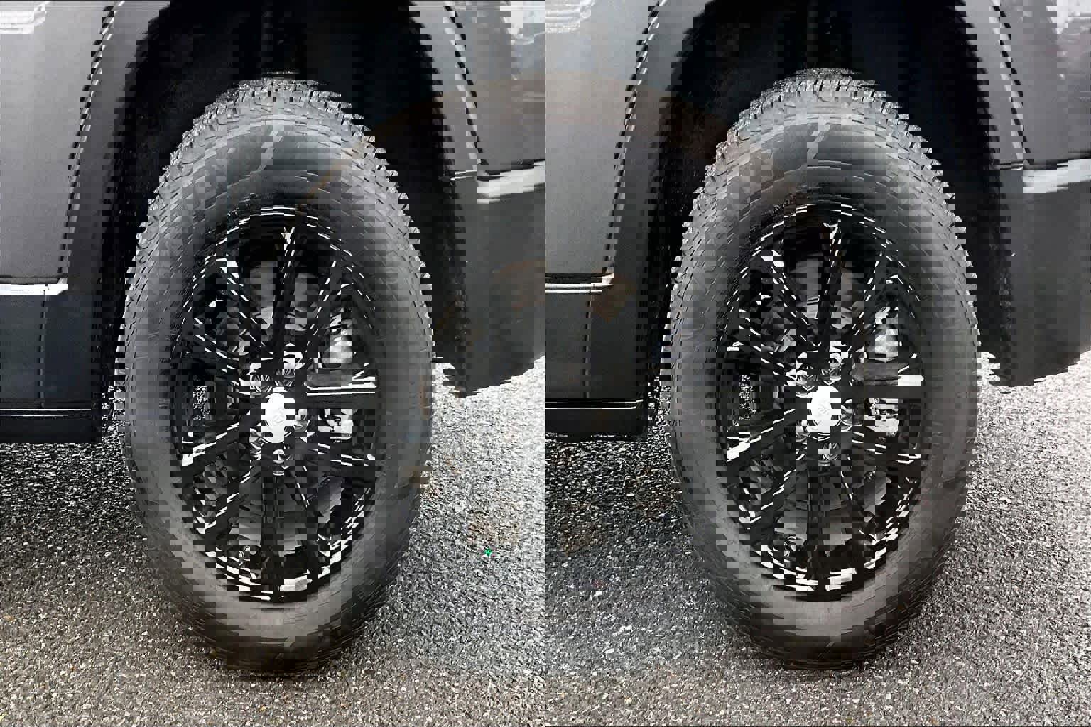 Used 2022 Jeep Cherokee Latitude Lux w/ Sun & Sound Group image 42