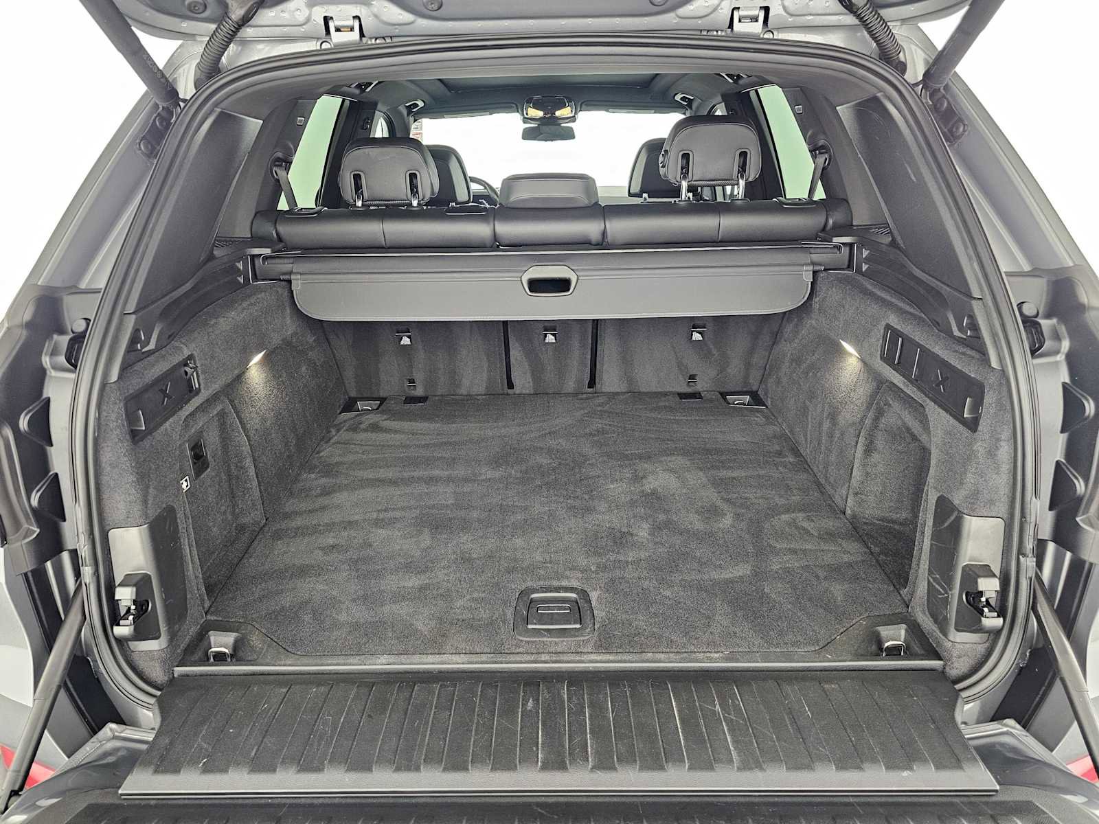 Used 2024 BMW X5 xDrive40i w/ Premium Package image 14