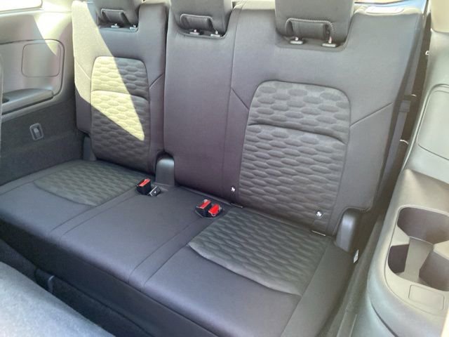 Used 2024 Nissan Pathfinder SV image 31