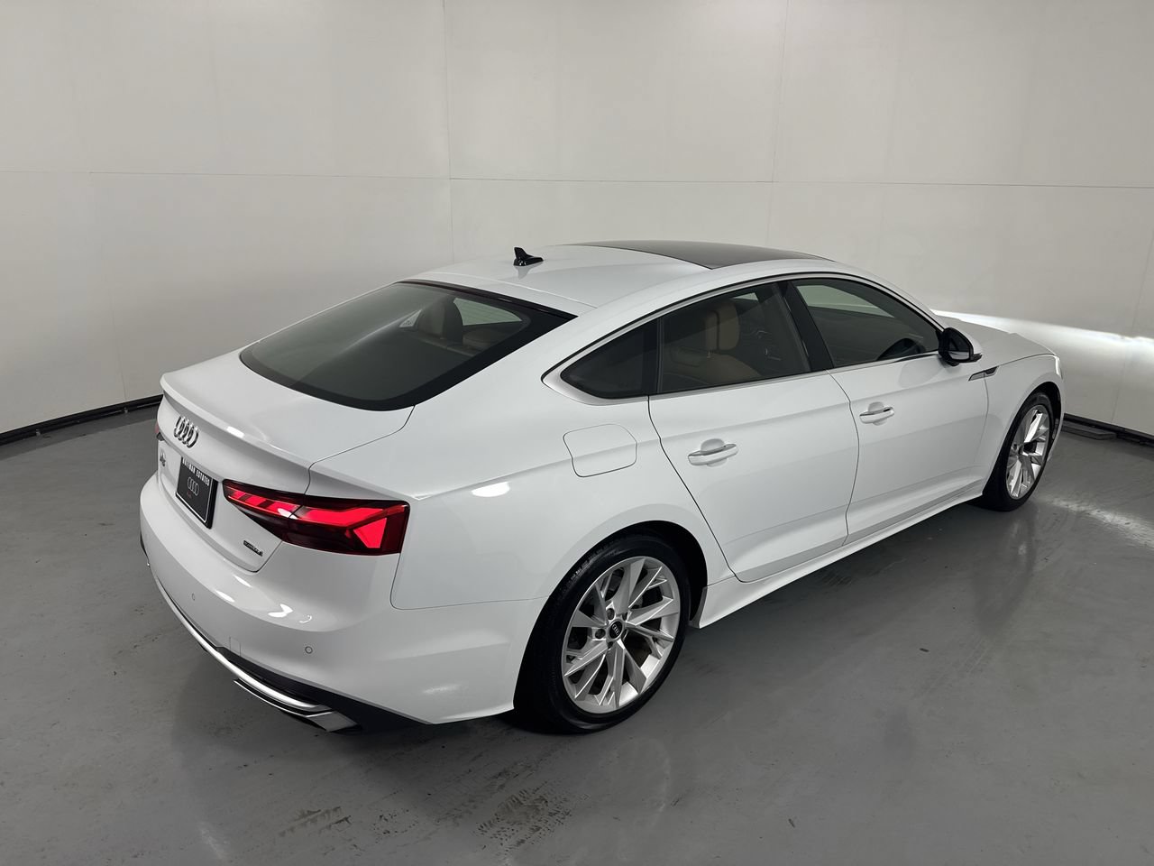 Used 2022 Audi A5 2.0T Premium Plus AWD/4WD image 7
