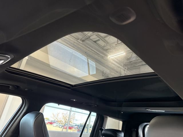 New 2025 Jeep Grand Cherokee L Limited w/ Luxury Tech Group II image 14