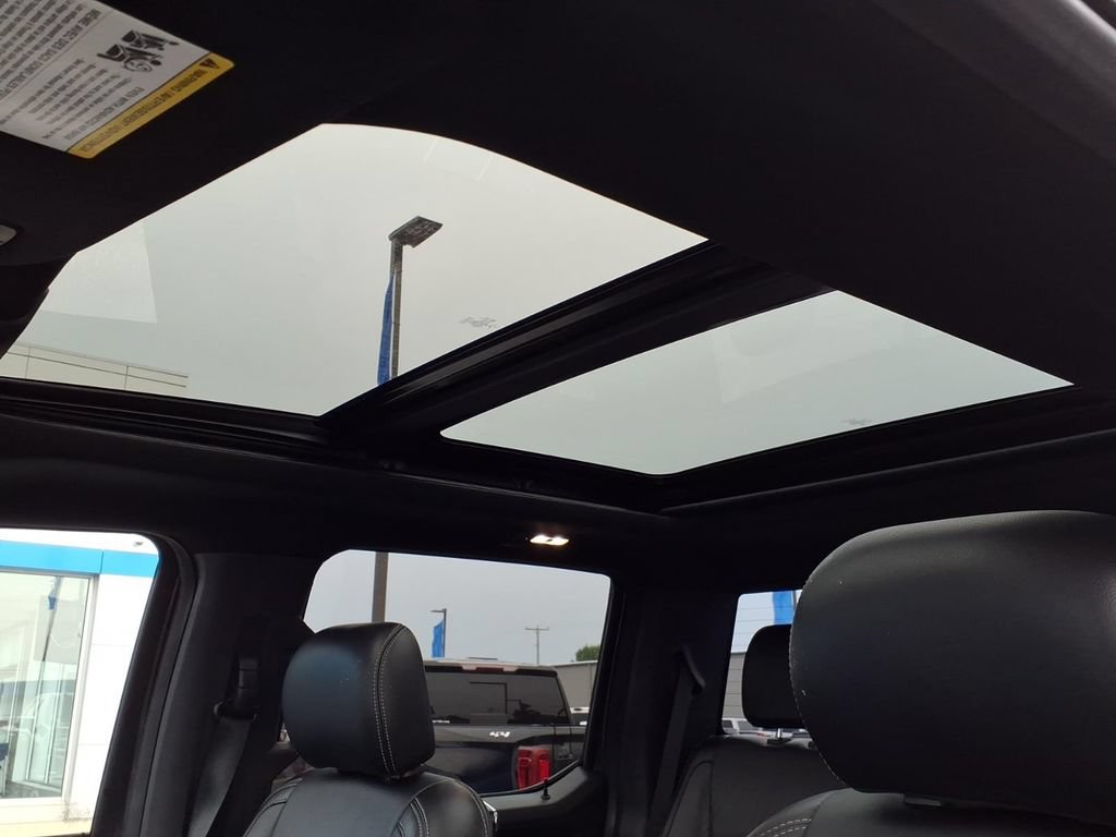 Used 2019 Ford F150 Lariat w/ Equipment Group 502A Luxury AWD/4WD image 5