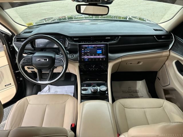 Used 2022 Jeep Grand Cherokee Limited AWD/4WD image 44