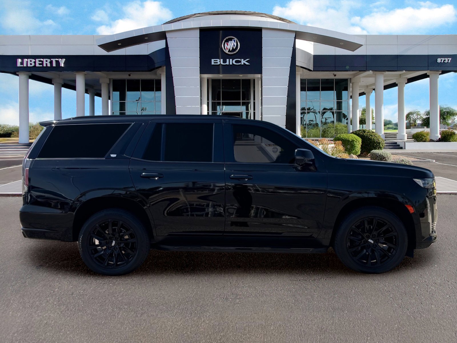 Used 2021 Cadillac Escalade Sport RWD image 2