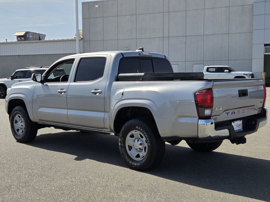 Used 2021 Toyota Tacoma SR image 3