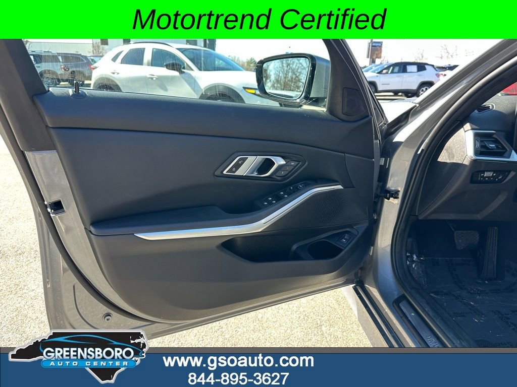 Used 2023 BMW 330i Sedan w/ Driving Assistance Package RWD image 16