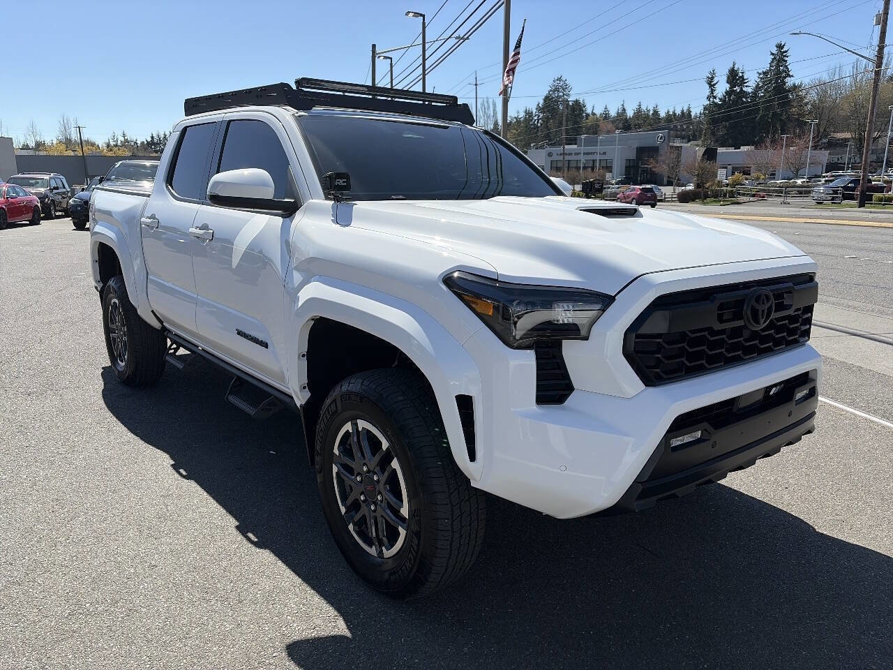 Used 2024 Toyota Tacoma TRD Sport w/ TRD Sport Upgrade Package AWD/4WD image 12