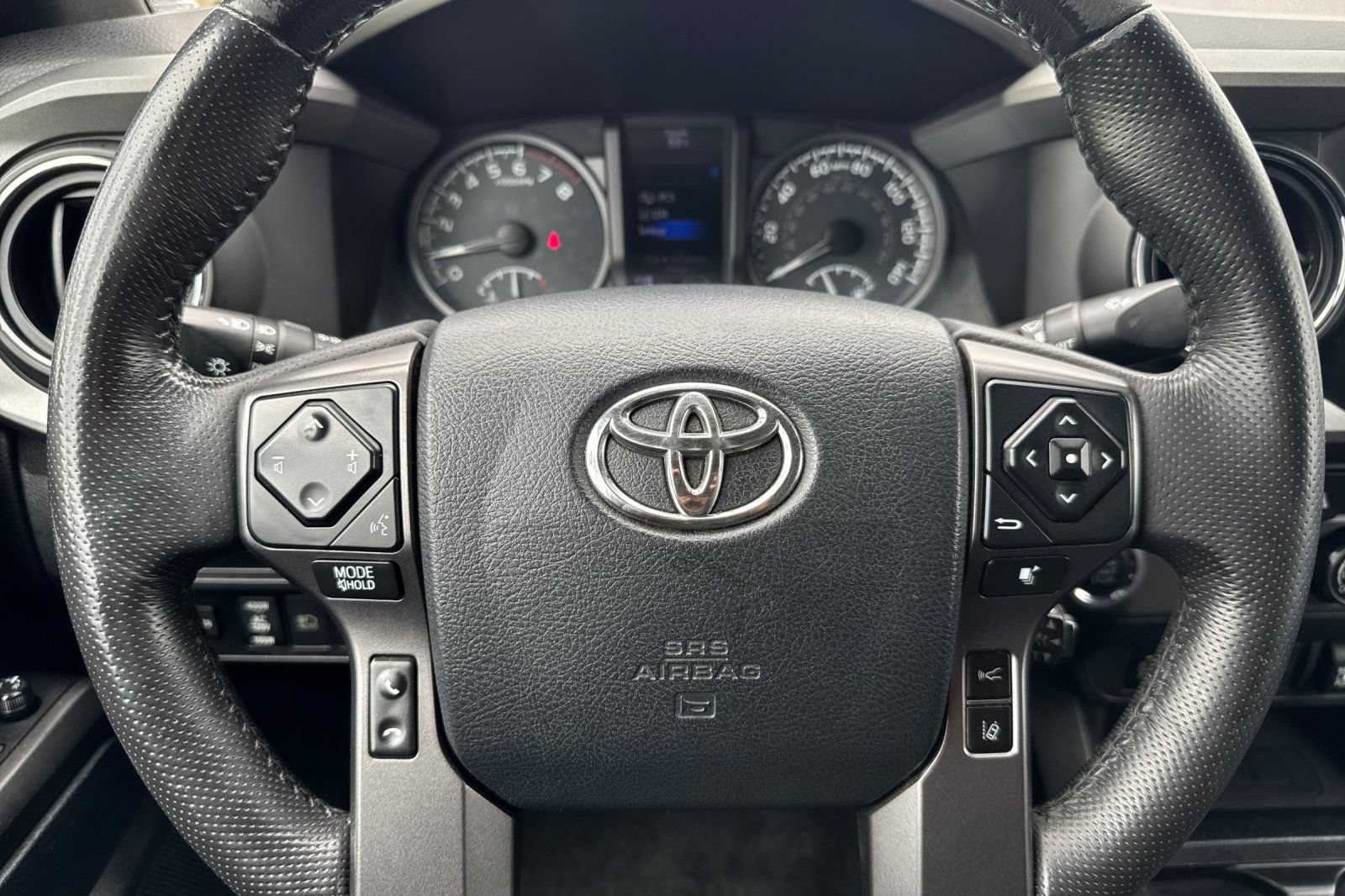 Used 2019 Toyota Tacoma TRD Sport w/ Technology Package RWD image 22