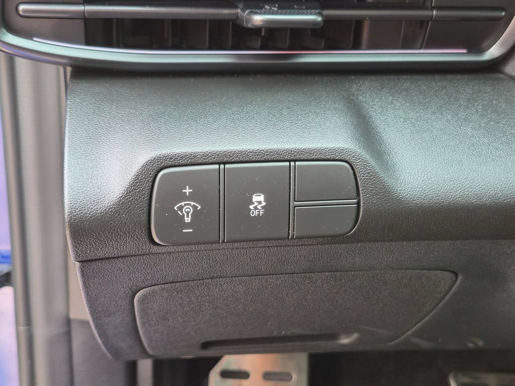Used 2024 Hyundai Elantra N FWD image 15