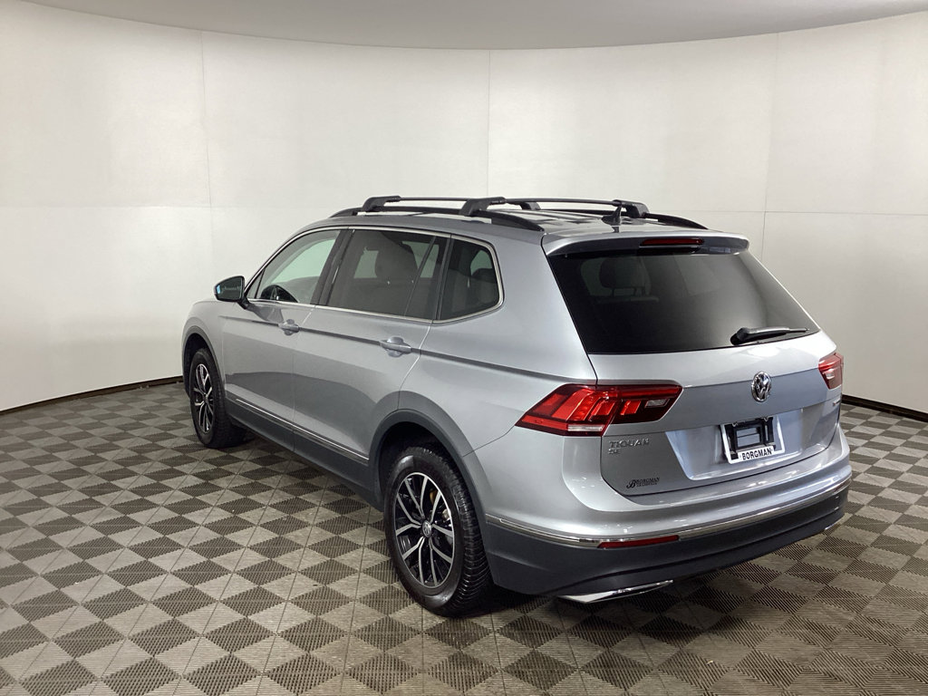 Used 2021 Volkswagen Tiguan SE R-Line AWD/4WD image 4