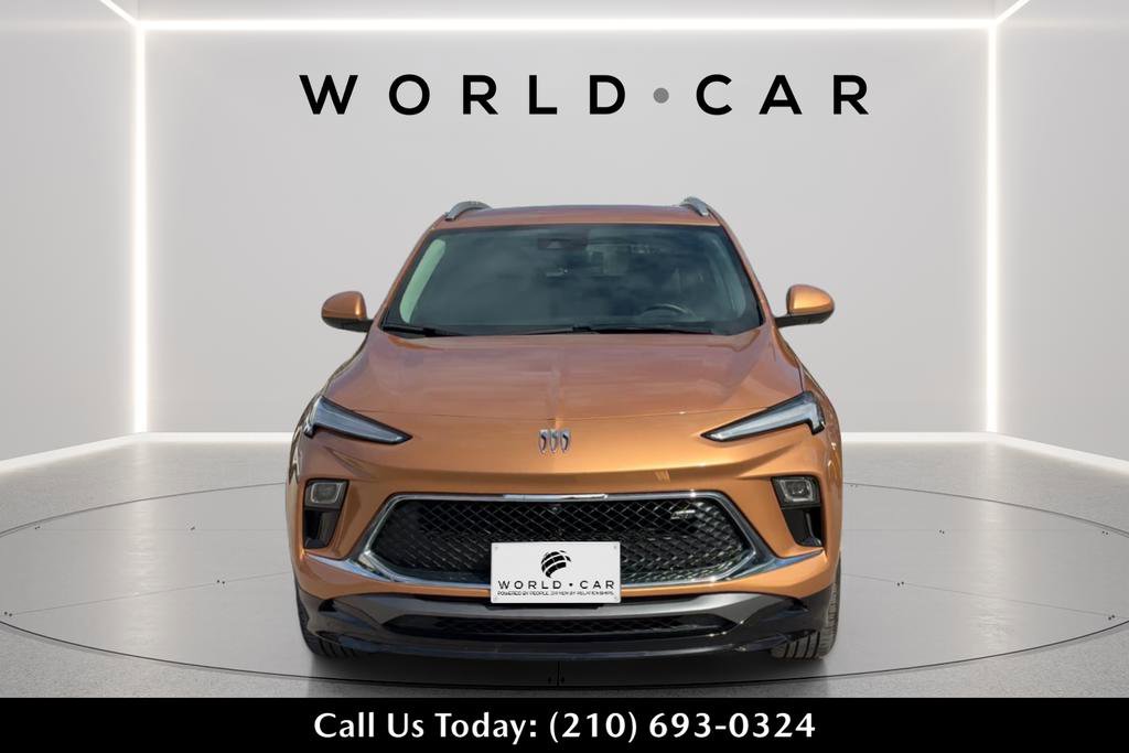 Used 2024 Buick Encore GX Sport Touring w/ Advanced Technology Package image 8