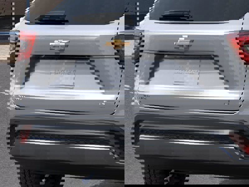 New 2026 Chevrolet Trax LT w/ Driver Confidence Package image 14