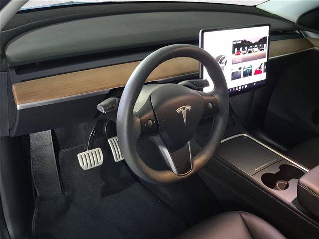 Used 2025 Tesla Model Y Performance AWD/4WD image 10