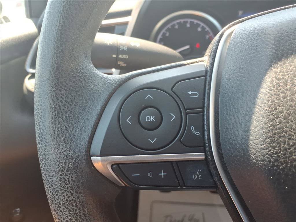 Used 2022 Toyota Camry LE FWD image 27
