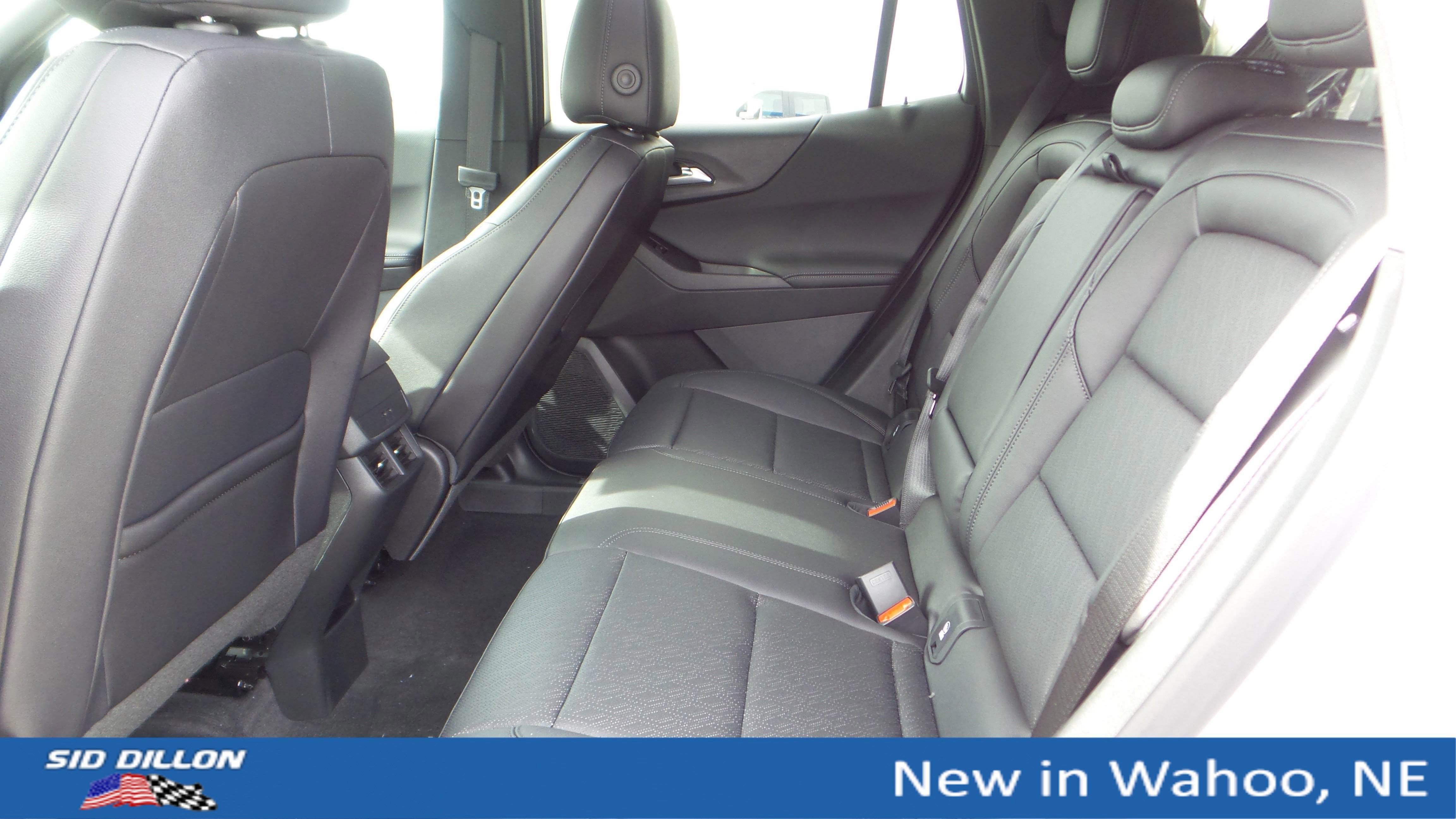 New 2026 Chevrolet Equinox LT w/ Convenience Package II image 18