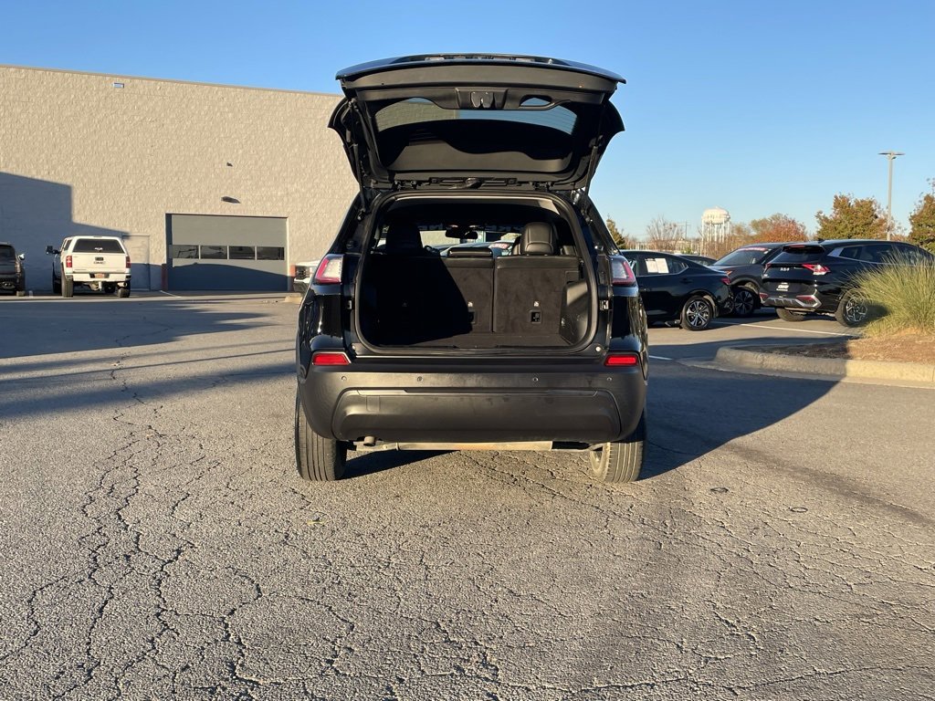 Used 2020 Jeep Cherokee Latitude Plus image 7