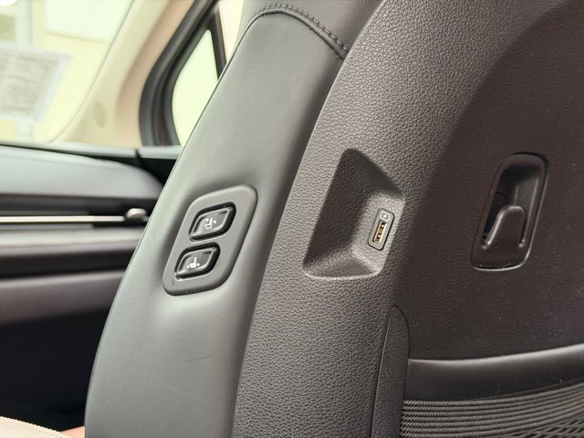 Used 2022 Kia Carnival SX image 45