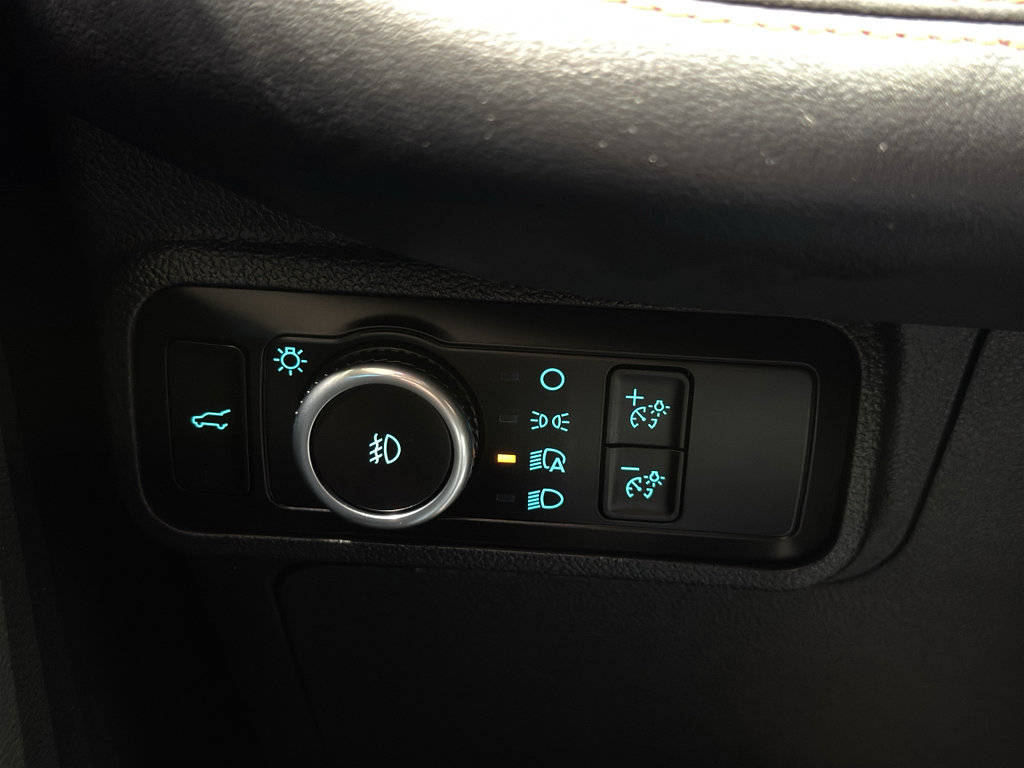 Used 2026 Ford Explorer ST-Line w/ ST-Line Street Pack AWD/4WD image 36
