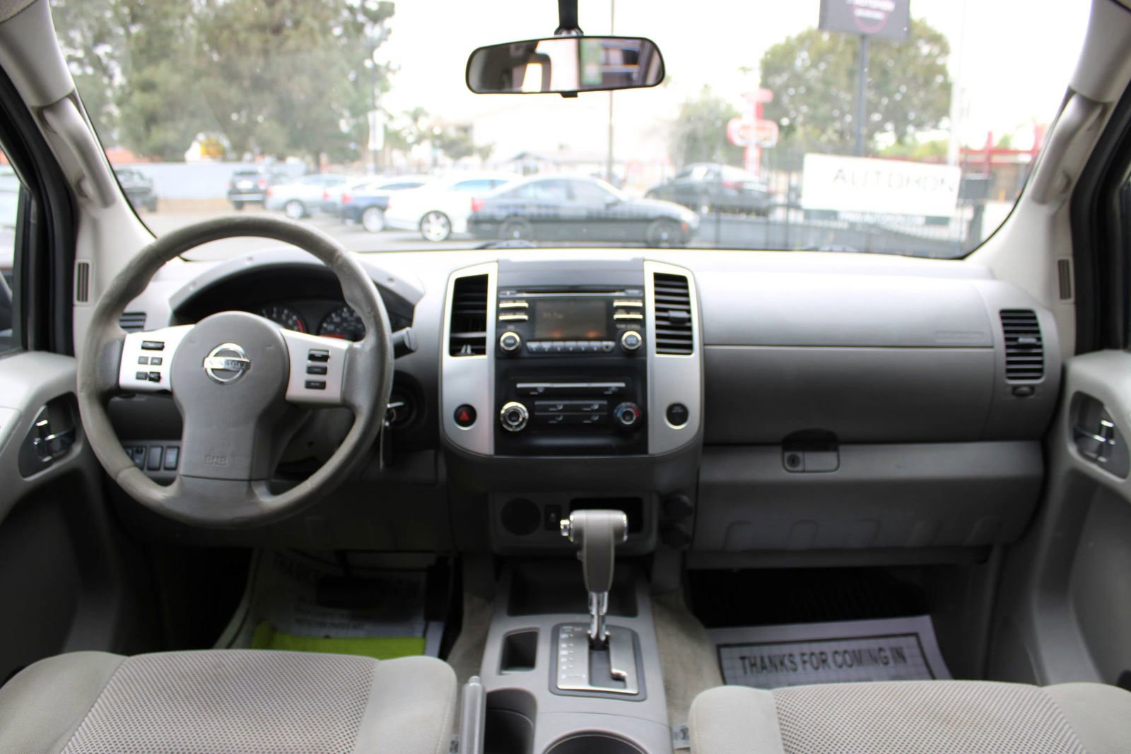 Used 2014 Nissan Frontier SV image 29