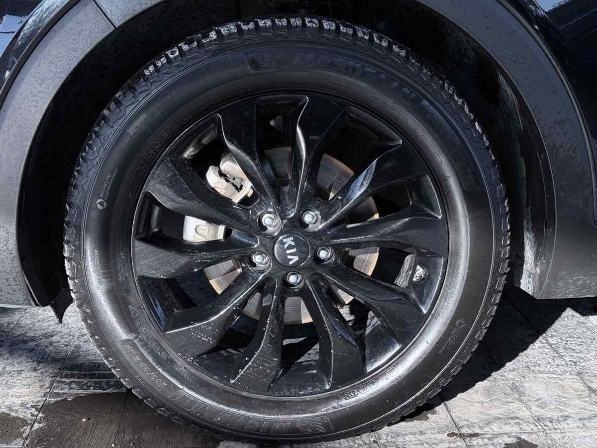 Used 2020 Kia Sorento S image 38