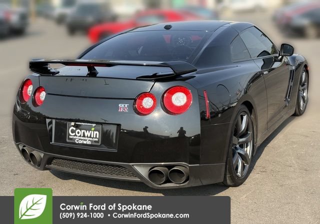 Used 2009 Nissan GT-R Premium AWD/4WD image 13