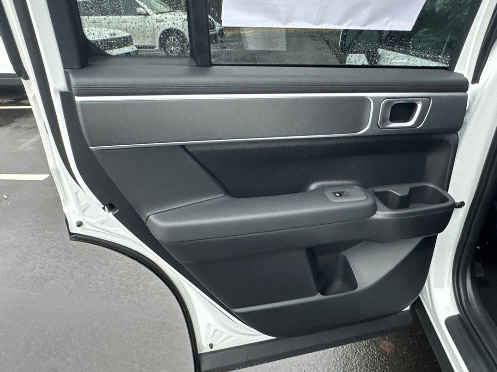 New 2026 Hyundai Santa Fe SE image 11