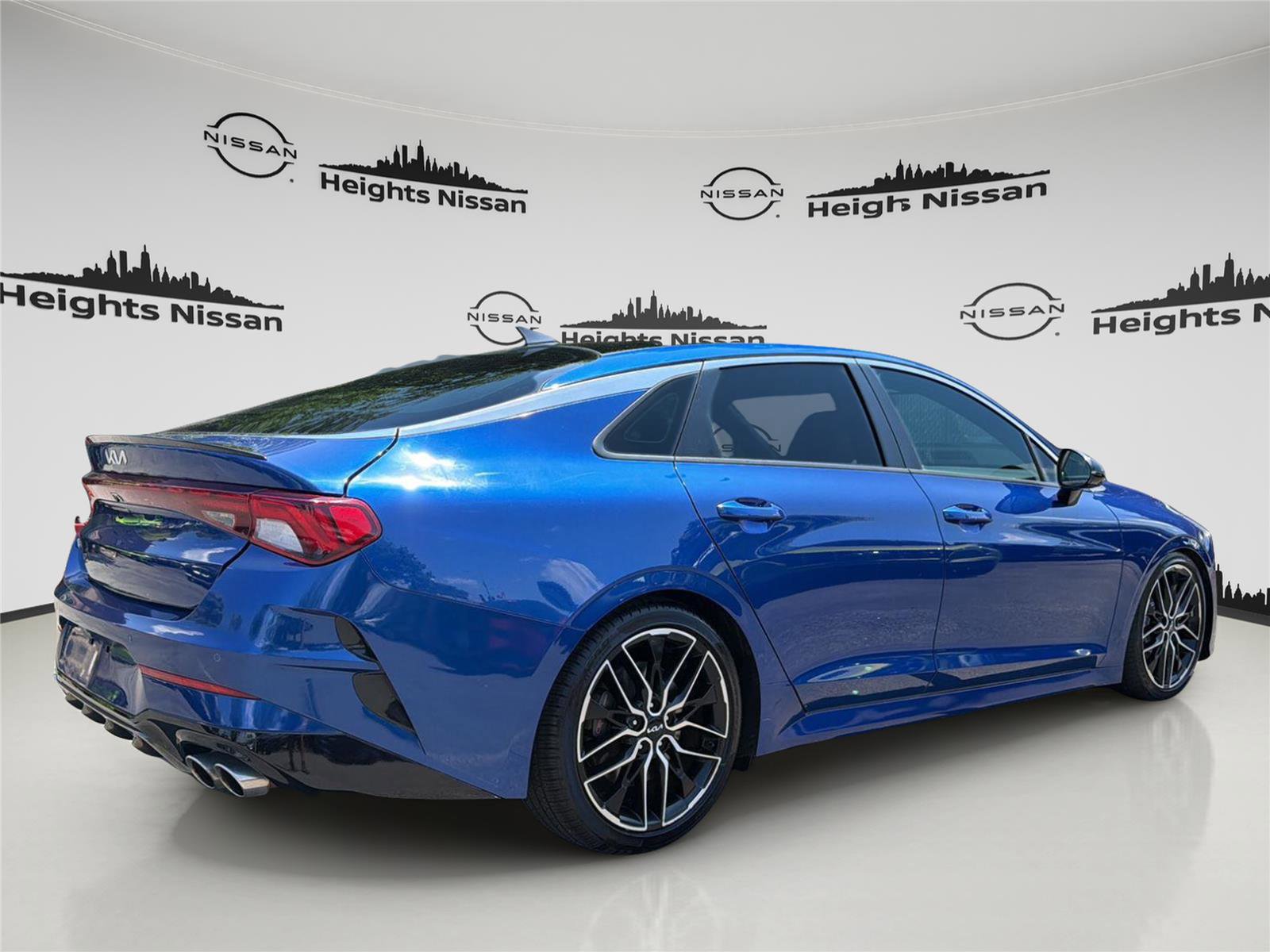 Used 2022 Kia K5 GT w/ GT1 Package FWD image 4