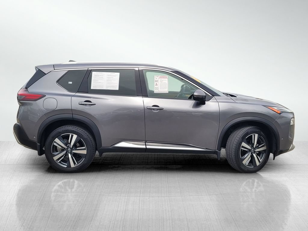 Used 2023 Nissan Rogue Platinum w/ Platinum Premium Package AWD/4WD image 3