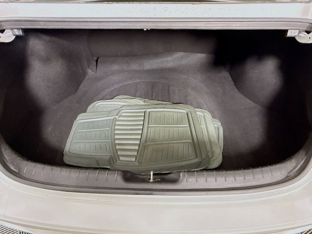 Certified 2021 Hyundai Elantra SEL FWD image 27