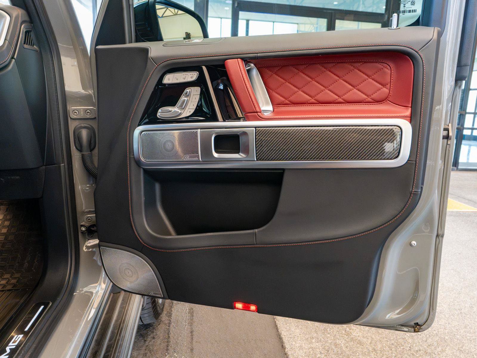 Used 2025 Mercedes-Benz G 63 AMG 4MATIC image 18