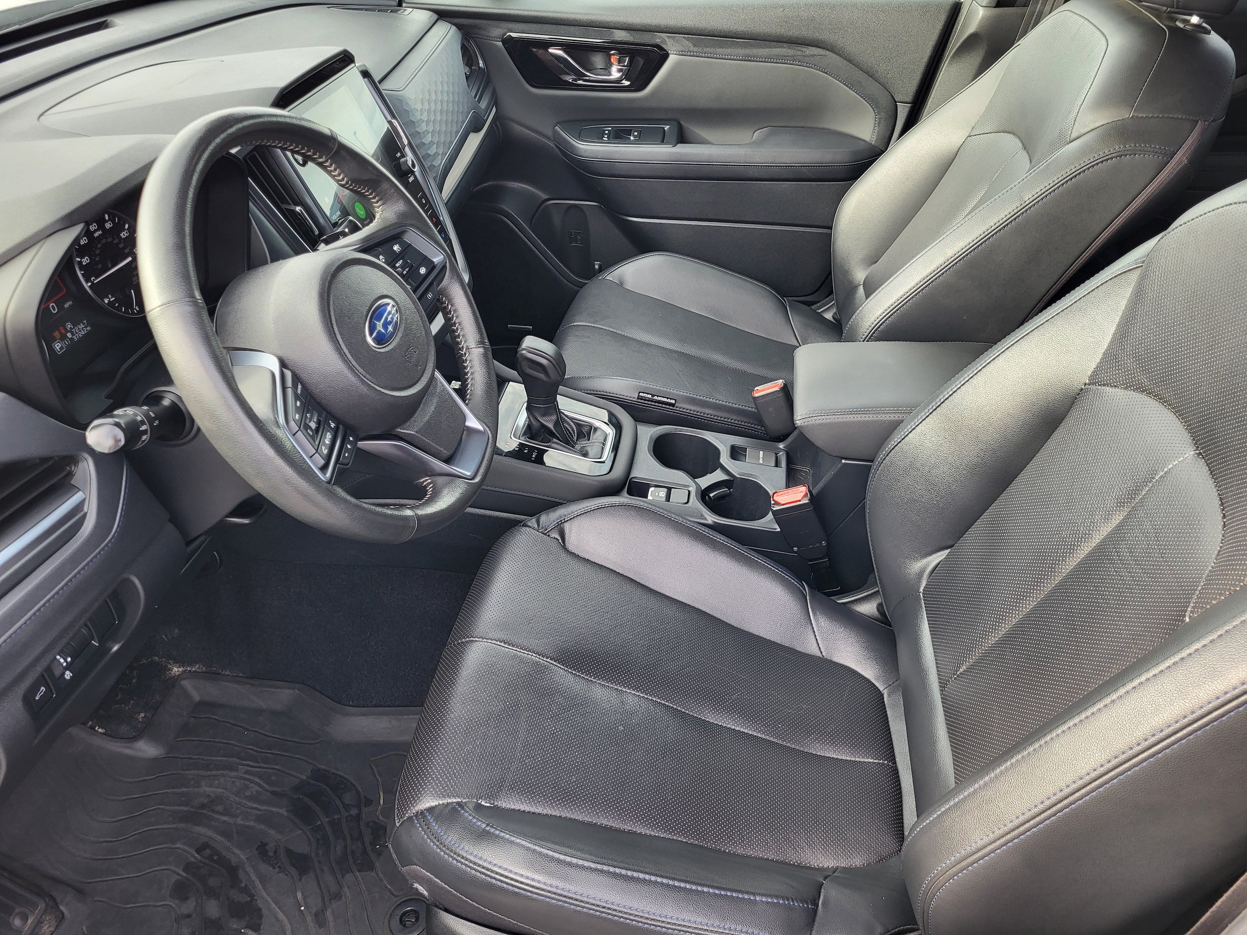 Used 2025 Subaru Forester Limited AWD/4WD image 9