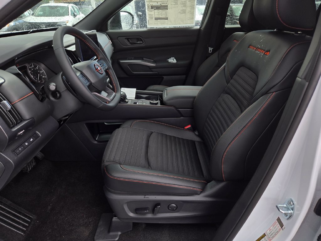 New 2026 Nissan Pathfinder Rock Creek w/ Rock Creek Premium Package AWD/4WD image 8