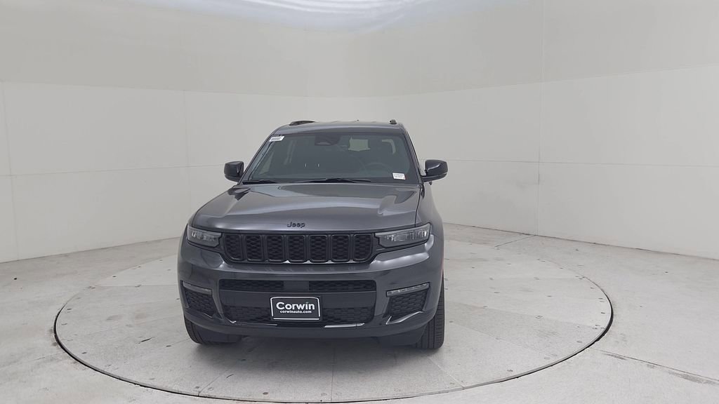 New 2025 Jeep Grand Cherokee L Limited w/ Black Appearance Package image 5