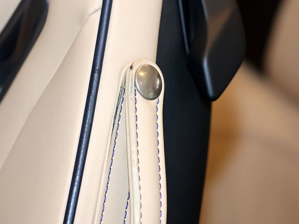 Certified 2020 Ferrari Portofino RWD image 29