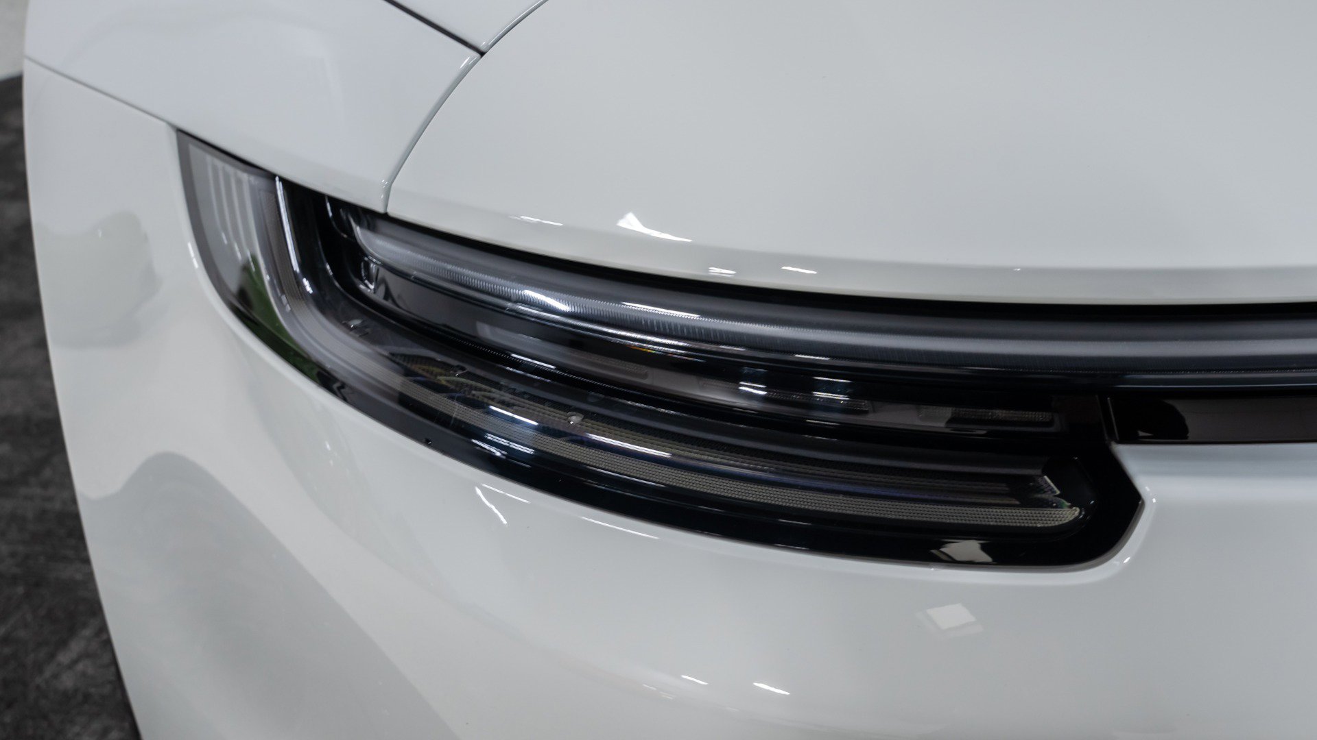 Used 2024 Porsche 911 Targa 4 GTS image 31