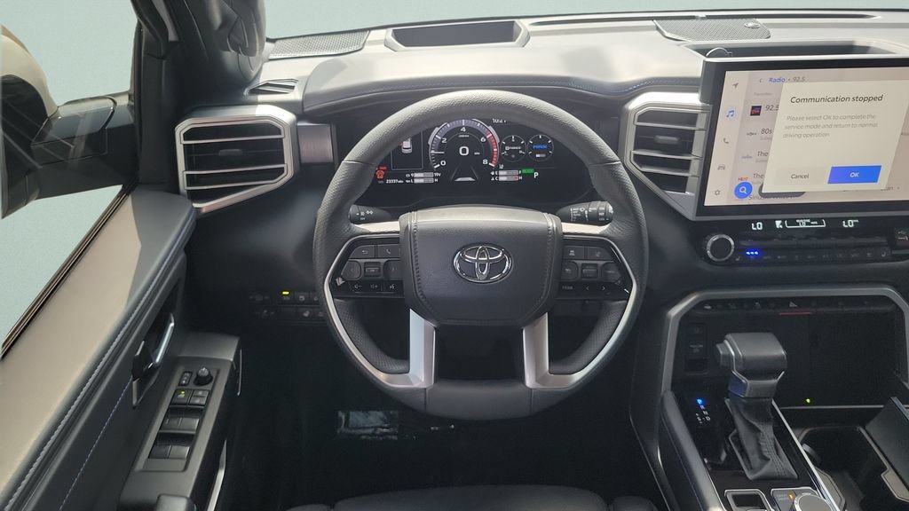 Used 2025 Toyota Sequoia Platinum AWD/4WD image 14