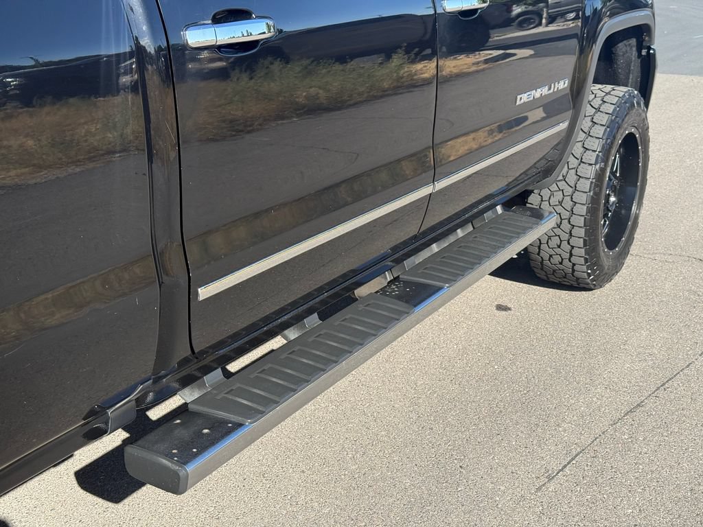 Used 2018 GMC Sierra 3500 Denali w/ Suspension Package, Off-Road AWD/4WD image 15
