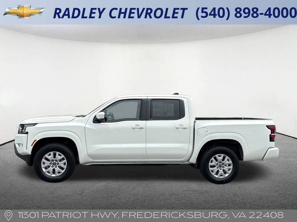 Used 2024 Nissan Frontier SV w/ SV Convenience Package image 2